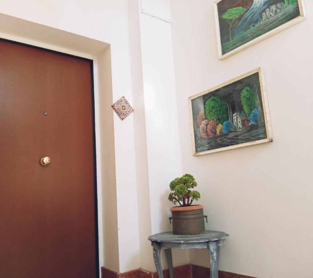 Casa Flora Appartamento Con Giardino Fiumicino Eksteriør billede